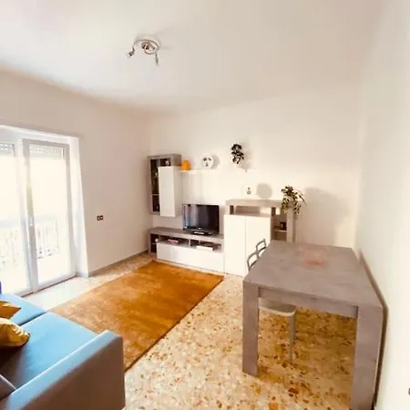 Apartment Charming & Quiet With Private Deck Next To Metro